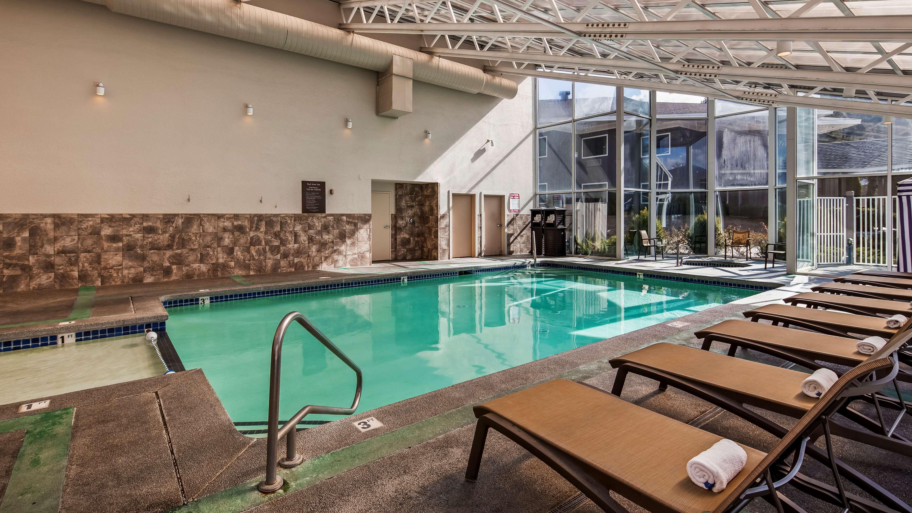Best Western Plus Kootenai River Inn Casino & Spa Bonners Ferry Exterior photo